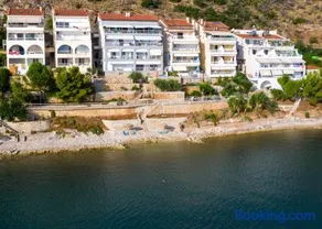 Kiveri Apartments - Image 1