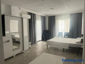 Maia Suites - Image 4