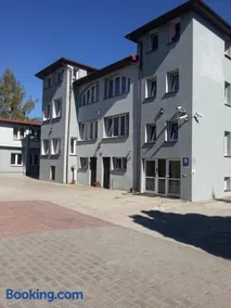 Henrix - Image 3