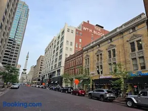 5 Downtown Indy SkyWalk to Gainbridge Lucas Oil Conv Cntr - Image 2