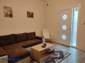 NP Apartment - Image 2