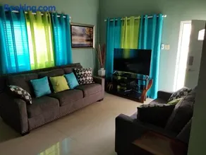 Caymanas estate beautiful two bedroom suites - Image 3
