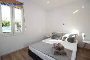 Elpi's House - Image 3