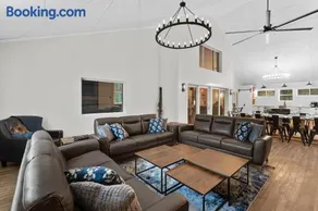Brand New 4000 SF Vacation Home on 53 acres! - Image 4