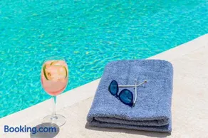 Ammos Beach House - Quatre Chambres Villa, Couchages 8 - Image 2