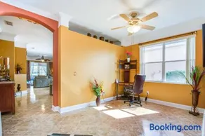 Beautiful 4Bd Highlands Home, Pool, WiFi-536GD - Image 2