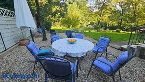 Nia Apartment - Image 1