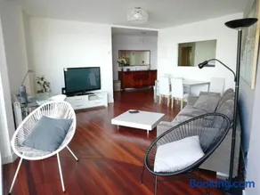 Beach House ***** - Image 3