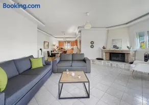 Spacious 3bd Apartment in Lefkakia, Nafplio - Image 2