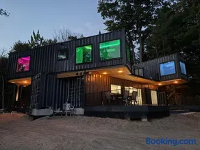 Unique 3-bed Lakefront Container Home - Image 3