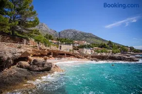 Apartments Spila Beach - Image 2