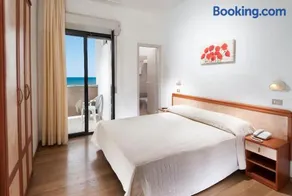 Hotel Olympic - Image 3