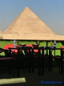 Master kings of the pyramids and Sphinx - Image 4