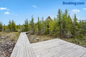 Dragonfly Cove - Nature-Inspired Lakeside Living - Image 2