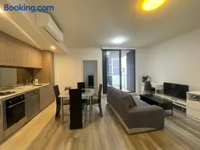 Entire 2 bedrooms Security Apartment - Image 1
