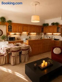 'Εν πλώ Giouli's home - Image 4
