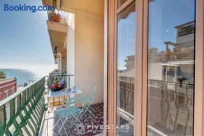 Suite Versailles Five Stars Holiday House - Image 3