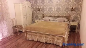 Romeo & Juliet Non-Hotel - Image 2