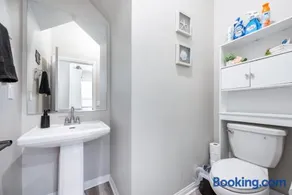 Chula Vista 3BR with Children's Playroom, Pool, Park and Sleeps 9 - Image 3