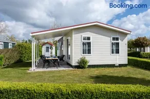 Luxe 5-persoons chalet op familiecamping - Image 1