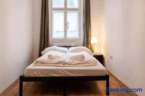 Cozy 2BR Apartment - Near Wiener Stadthalle - Image 2