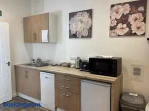 Private 1st Floor Apartment - Perfect for Port of Dover, Eurotunnel and Short Stays - Image 5