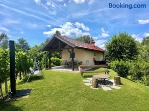 Tomajna Vineyard Stay - Image 1