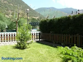 Apartamentos wifi Baqueira & Aigüestortes con jardín privado - Image 3