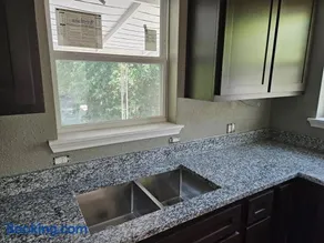 Stella Ave Dallas - Image 3