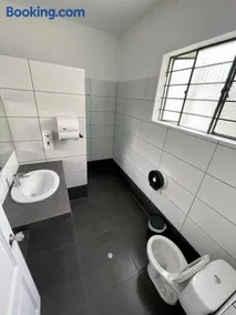 Casaroma Hostels - Image 1