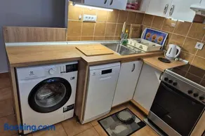 Studio Apartment Riva - Image 4