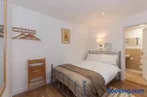 Garden Studio Apartment St Andrews - Free Parking - Image 3