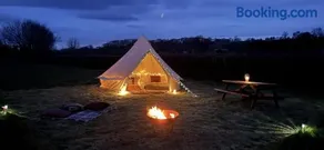 Hinton land glampsite - Image 4