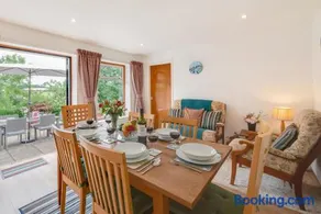 3 Bed in Dronfield oc-dcelle - Image 2