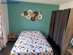 micro maison, refait à neuf, spacieux, agréable - Image 2