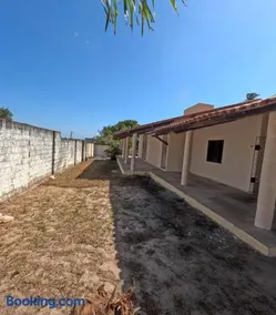 Casa com Piscina Privativa a 10 Minutos do Cumbuco - Image 1