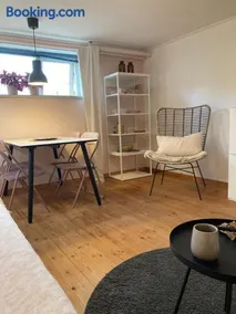 Hyggelig ferielejlighed m have tæt på søerne - Image 4