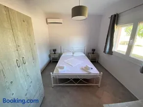 Pefki Apartment 8 - Image 2