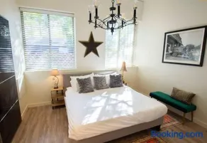 Unique denver loft in rino art district - Image 2