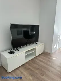 Top Location Business Suite - Image 4