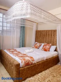 Zuri Cosy Apartment - Image 3