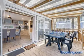 Casa móvil con jacuzzi, terraza y piscina climatizada - Image 1