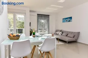Denis Apartment - Image 4