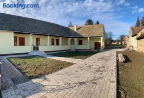 COUNTRY HOUSE ERDUT - Image 1
