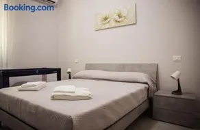 HOUSE DREAMS TOSCANY - Image 3