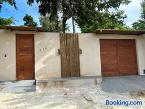 Full-service Casa Trancoso, new house, 10 mins walk to Beach & Quadrado - Image 2