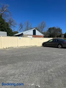 House in Nedlands, Venice - Image 2