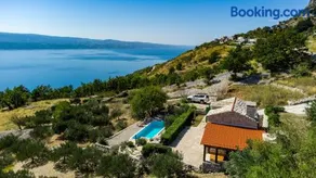 Dalmatian stone villa with heated pool - Image 3