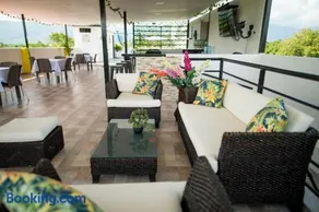 Solaris Hotel - Image 2