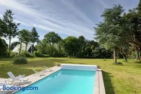 Villa spacieuse à Concarneau avec piscine privée - Image 2